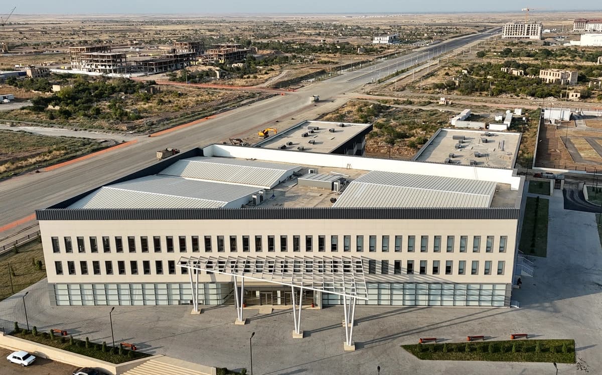 Gallery image https://api.archico.az/storage/1054/JTqosZCIdFxp6g55Oi2z8pW0XjdOal7ZXleD1SDz_1200.jpg