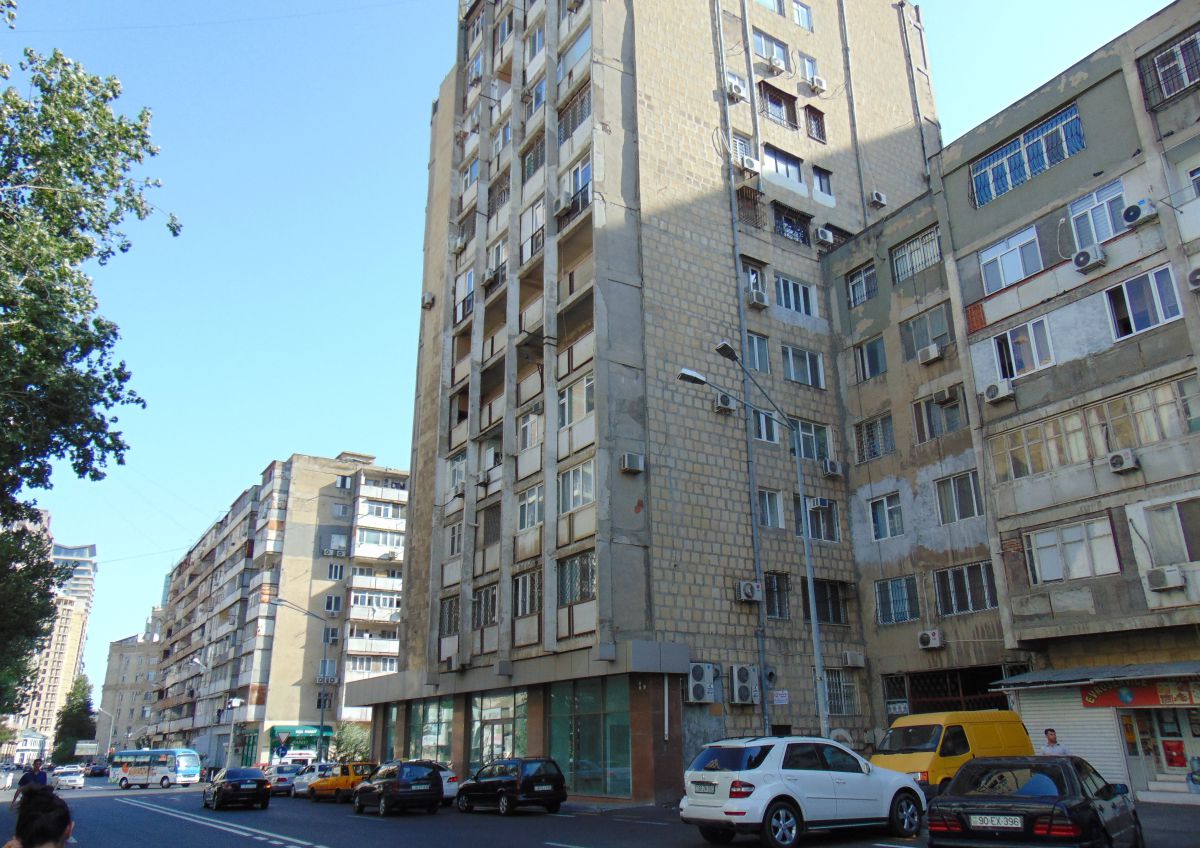 Reconstruction of residential buildings facade, Nasimi district, Baku