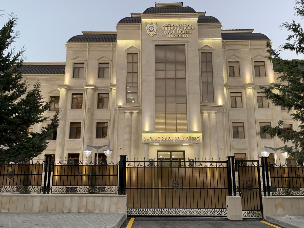 The administrative building of the police department of Khachmaz region of the Ministry of Internal Affairs at the address: Khachmaz city, Heydar Aliyev Avenue 63