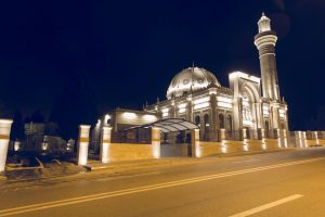 Мечеть Хаджи Джавад, расположенная на пересечении проспекта Метбуат и улицы Шарифзаде, Ясамальский район, г. Баку