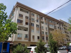 Bakı şəhəri, Nəsimi rayonu, Süleyman Rüstəm küçəsi 3 ünvanında yerləşən yaşayış binasının fasadının yenidən qurulması.