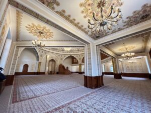 Мечеть Фатимей-Захра в Ени Гюнешли центральный массив, Сураханский район, г. Баку