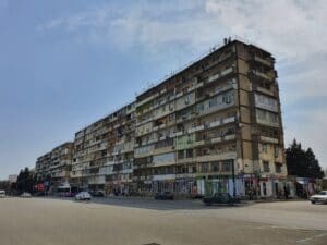 Bakı şəhəri, Moskva prospekti 75-75A (Şamaxinka adı ilə tanınan ərazi) ünvanında yerləşən mövcud 9 mərtəbəli yaşayış binalarının fasadlarının yenidənqurulması